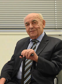 Werner Thieme ist  90 Jahre